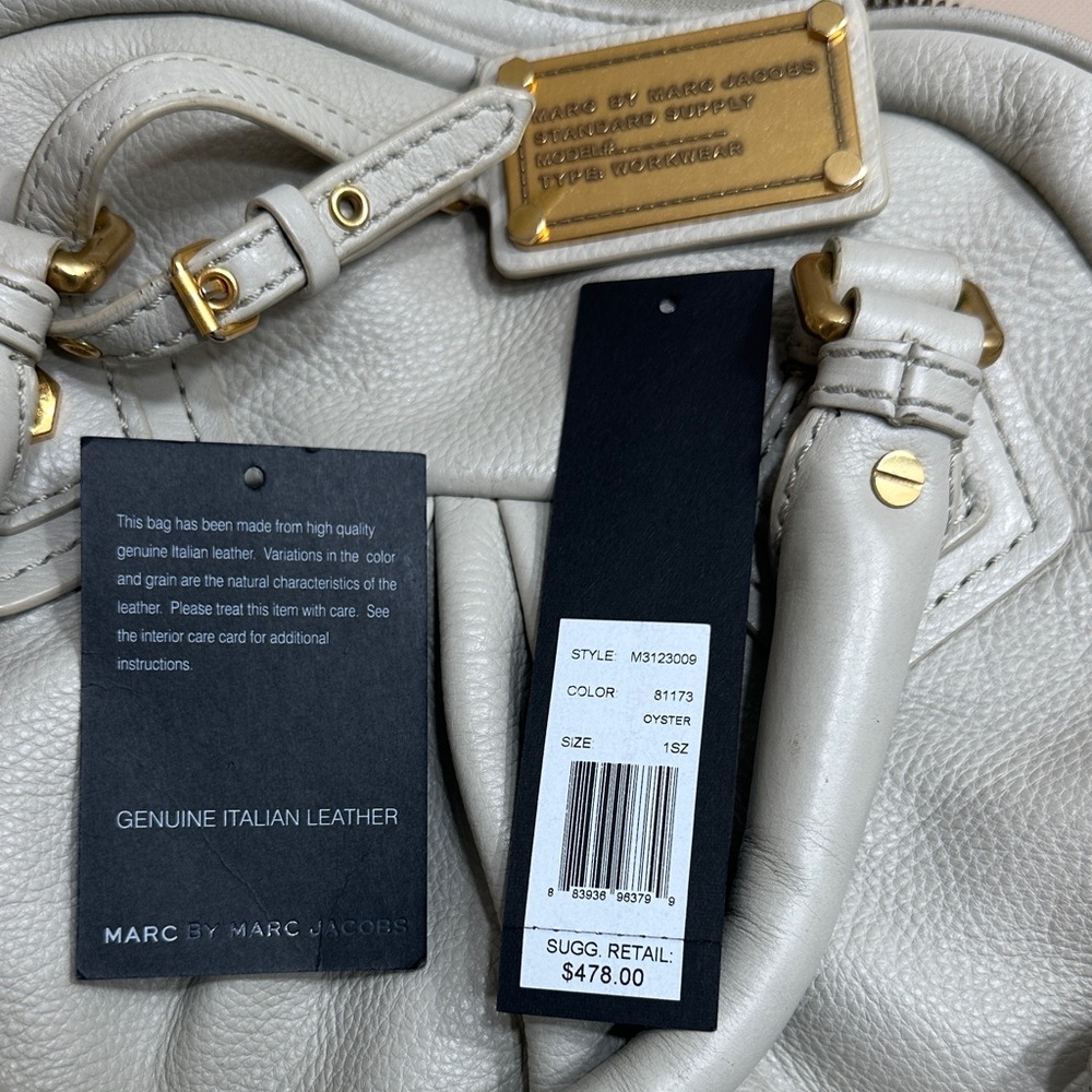 Marc by Marc Jacobs Oyster Leather Shoulder Bag with Gold Hardware - Picture 2 of 10